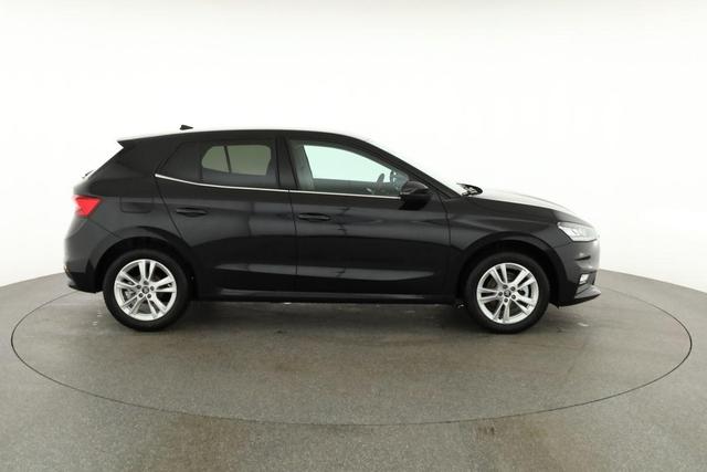 Skoda Fabia Selection 1.0 TSI DSG Selection, LED, Kamera, Side, ACC, Winter, Ladeboden, sofort 