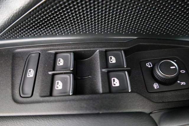 Volkswagen Tiguan 2.0 TDI 142 kW 4Motion R-Line DSG 4M Black, Pano, IQ.Light, AHK, Navi, Side, AreaView, Winter, sofort 