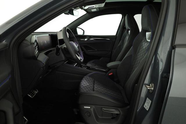 Volkswagen Tiguan 1.5 TSI eHybrid 200 kW R-Line Black, Pano, 20-Zoll, AHK, AreaView 