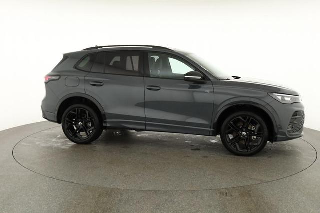 Volkswagen Tiguan 1.5 TSI eHybrid 200 kW R-Line Black, Pano, 20-Zoll, AHK, AreaView 