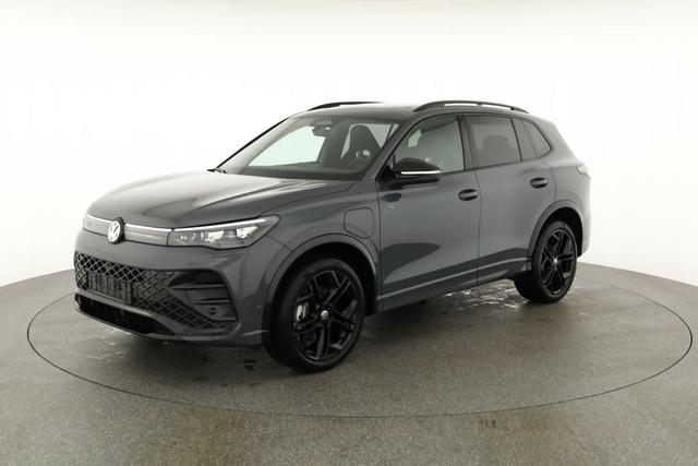 Volkswagen Tiguan 1.5 TSI eHybrid 200 kW R-Line Black, Pano, 20-Zoll, AHK, AreaView 