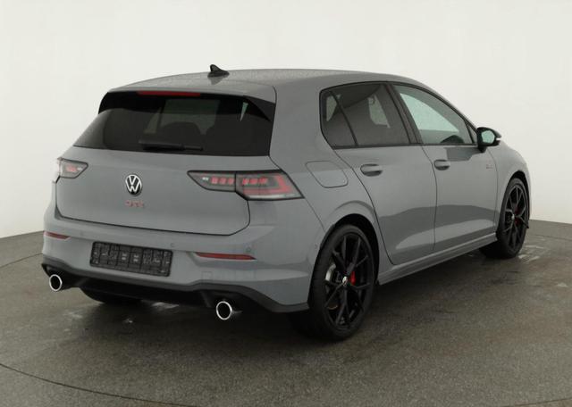 Volkswagen Golf 2.0 TSI 195 kW GTI VIII DSG Black Style, Pano, Navi, Side, Matrix, AreaView, Winter, 19-Zoll 