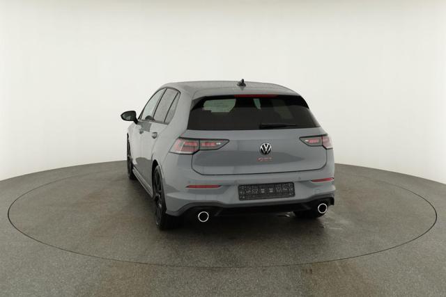 Volkswagen Golf 2.0 TSI 195 kW GTI VIII DSG Black Style, Pano, Navi, Side, Matrix, AreaView, Winter, 19-Zoll 