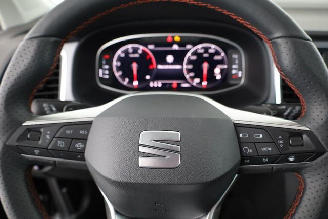 Seat Ateca FR 4Drive 2.0 TSI DSG FR, LED, Navi, Side, ACC, 1. Hand 