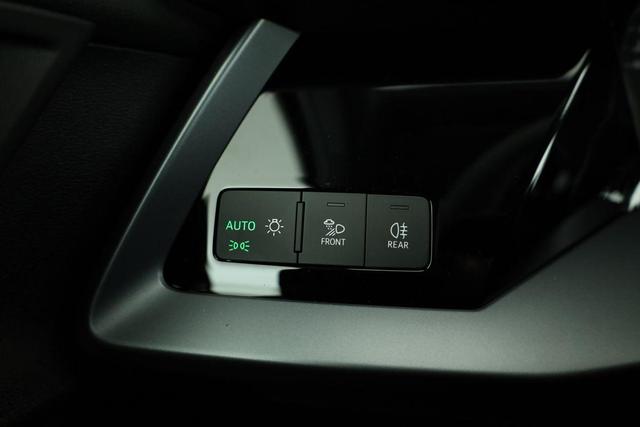 Audi A3 Sportback TFSI 110 kW S line 35 S-Tronic S-LINE, Teilleder, Kamera, ACC, Sitzheizung, 4-J Garantie 