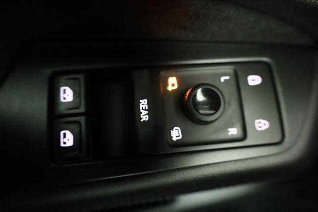 Volkswagen ID.7 Kombi Pro S 210 kW Tourer Black Style, HUD, AHK, Navi, Matrix, AreaView, Side, Winter, el. Klappe, 20-Zoll 