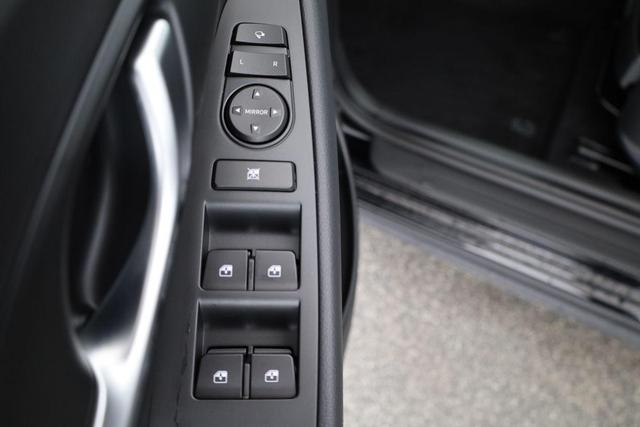 Hyundai i30 N Line 1.5 T-GDI DCT Fastback N-LINE, Navi, 18-Zoll, Kamera, LED, Winter 