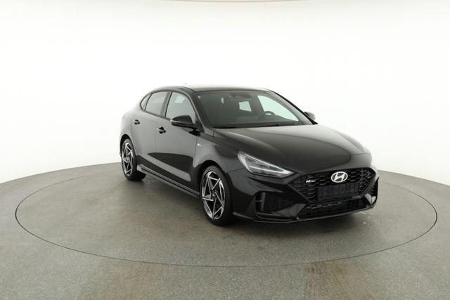 Hyundai i30 N Line 1.5 T-GDI DCT Fastback N-LINE, Navi, 18-Zoll, Kamera, LED, Winter 