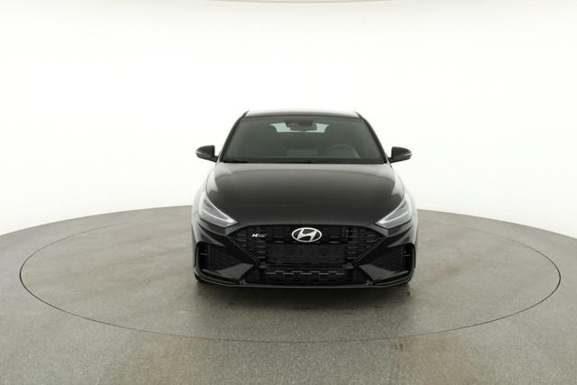 Hyundai i30 N Line 1.5 T-GDI DCT Fastback N-LINE, Navi, 18-Zoll, Kamera, LED, Winter 