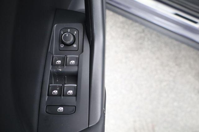 Volkswagen T-Cross 1.5 TSI 110 kW R-Line DSG R-LINE, IQ.Light, Navi, Side, ACC, Kamera, 4 J.-Garantie 