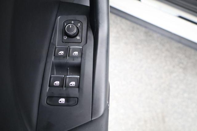 Volkswagen T-Cross 1.5 TSI 110 kW R-Line DSG R-LINE, IQ.Light, Navi, Side, ACC, Kamera, 4 J.-Garantie 