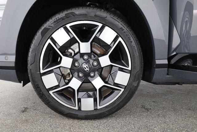 Hyundai KONA Prime Elektro 2WD EV 65,4 kWh, Leder, BOSE, 360 Kamera, Sitzbel&uuml;ftung 