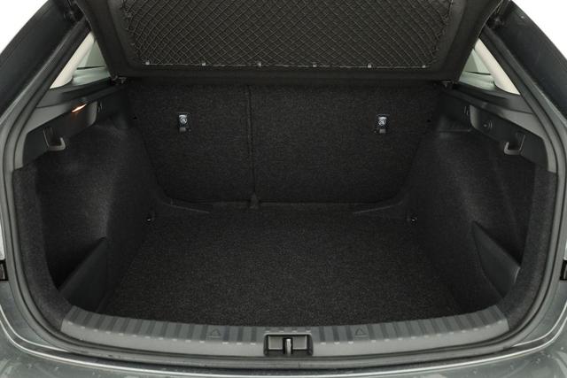 Skoda Scala Essence 1.0 TSI 130 Jahre, Sitzheizung, AppConnect, 16 Zoll, 5 J.-Garantie 