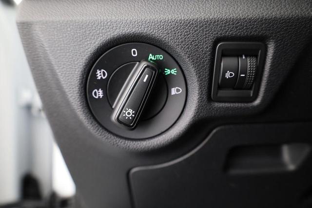 Skoda Scala Essence 1.0 TSI 130 Jahre, Sitzheizung, AppConnect, 16 Zoll, 5 J.-Garantie 