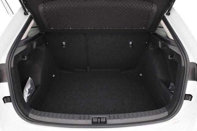 Skoda Scala Essence 1.0 TSI 130 Jahre, Sitzheizung, AppConnect, 16 Zoll, 5 J.-Garantie 