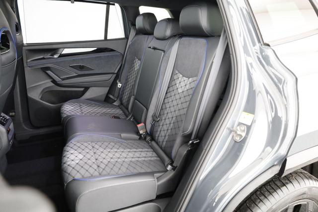 Volkswagen Tayron 1.5 TSI eHybrid 150 kW R-Line Black, Pano, HuD, AHK, AreaView, LED-Plus, Side, Navi, Winter Plus, 5 J.-Garantie 