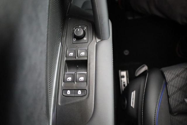 Volkswagen Tayron 1.5 TSI eHybrid 150 kW R-Line Black, HuD, AHK, AreaView, LED-Plus, Side, Navi, Winter, 5 J.-Garantie 