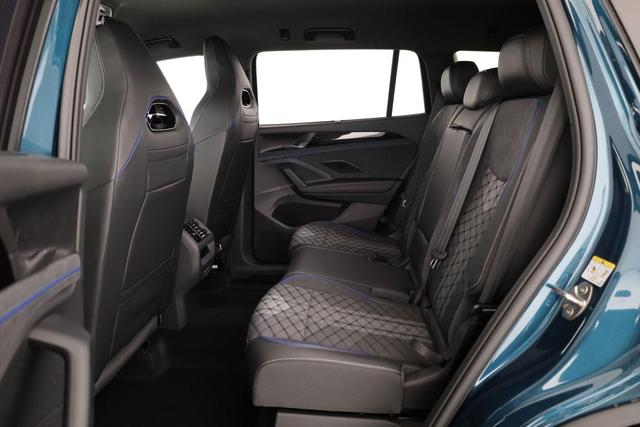 Volkswagen Tayron 1.5 TSI eHybrid 150 kW R-Line Black, HuD, AHK, AreaView, LED-Plus, Side, Navi, Winter, 5 J.-Garantie 