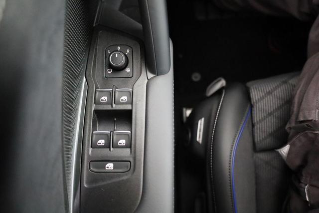 Volkswagen Tiguan 2.0 TSI 195 kW 4Motion R-Line DSG 4M Black Style, Pano, 20-Zoll, IQ.Light, AHK, Navi, Side, AreaView, Winter, sofort 