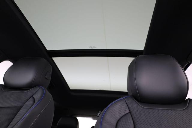 Volkswagen Tiguan 1.5 TSI eHybrid 200 kW R-Line Black, Pano, 20-Zoll, AHK, AreaView, Leder Varenna 