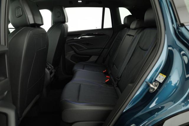 Volkswagen Tiguan 1.5 TSI eHybrid 200 kW R-Line Black, Pano, 20-Zoll, AHK, AreaView, Leder Varenna 