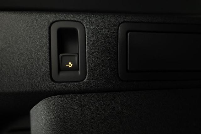 Volkswagen Tiguan 1.5 TSI eHybrid 200 kW R-Line Black, Pano, 20-Zoll, AHK, AreaView, Leder Varenna 