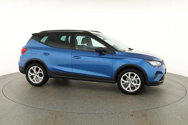 Seat Arona FR 1.5 TSI DSG FR, AHK, Navi, Winterpaket, Kamera 