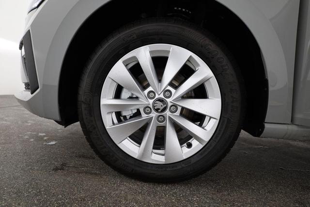 Skoda Scala Essence 1.0 TSI 130 Jahre, Sitzheizung, AppConnect, 16 Zoll, 5 J.-Garantie 