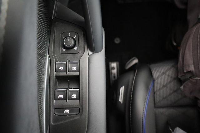 Volkswagen Tiguan 2.0 TSI 195 kW 4Motion R-Line DSG 4M Black Style, Pano, 20-Zoll, IQ.Light, AHK, Navi, Side, AreaView, Winter, sofort 