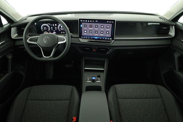 Volkswagen Tayron 1.5 TSI eHybrid 150 kW Life Life, Pano, HuD, AHK, AreaView, Side, Navi, Winter, 5-J. Garantie 