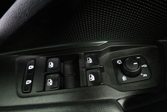 Volkswagen Tayron 1.5 TSI eHybrid 150 kW Life Life, Pano, HuD, AHK, AreaView, Side, Navi, Winter, 5-J. Garantie 