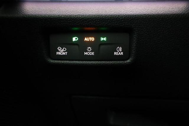 Volkswagen Tayron 1.5 TSI eHybrid 150 kW Life Life, Pano, HuD, AHK, AreaView, Side, Navi, Winter, 5-J. Garantie 