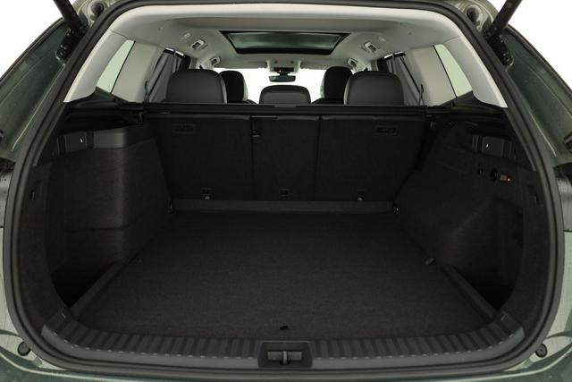 Volkswagen Tayron 1.5 TSI eHybrid 150 kW Life Life, Pano, HuD, AHK, AreaView, Side, Navi, Winter, 5-J. Garantie 