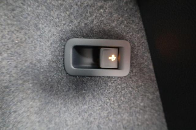 Cupra Ateca Basis 1.5 TSI DSG, AHK, Navi, el. Klappe, Parklenk, Side, 5 J.-Garantie 