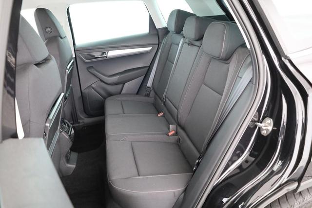 Skoda Karoq Selection 2.0 TDI DSG Selection, AHK, LED, Kamera, el. Klappe, 18-Zoll 