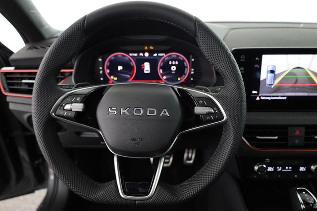 Skoda Kamiq Monte Carlo 1.0 TSI DSG Carlo, Matrix, AHK, 18-Zoll, Pano, Navi, el.Klappe, 5 J.-Garantie 