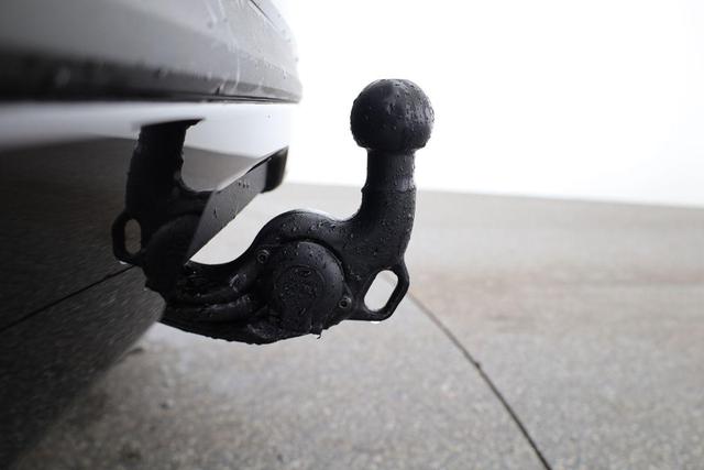 Skoda Kamiq Monte Carlo 1.0 TSI DSG Carlo, Matrix, AHK, 18-Zoll, Pano, Navi, el.Klappe, 5 J.-Garantie 