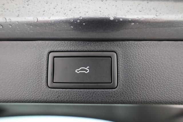 Skoda Kamiq Monte Carlo 1.0 TSI DSG Carlo, Matrix, AHK, 18-Zoll, Pano, Navi, el.Klappe, 5 J.-Garantie 