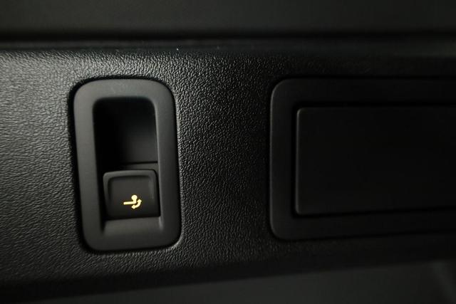 Volkswagen Tiguan 2.0 TSI 195 kW 4Motion R-Line DSG 4M Black Style, AHK, IQ.Light, 20-Zoll, Navi, Side, AreaView, Winter, sofort 