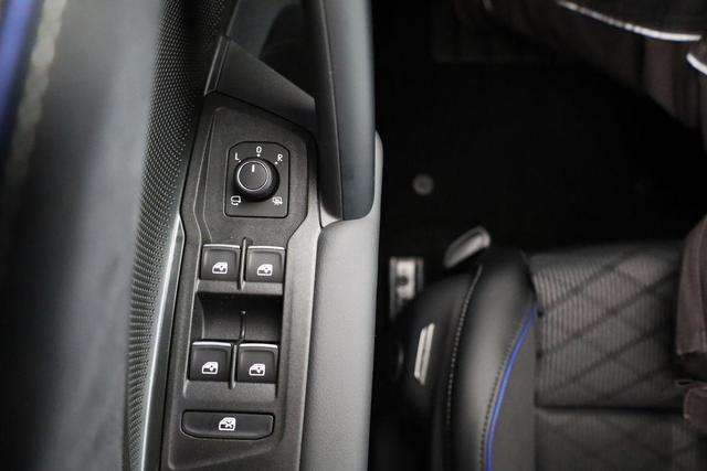 Volkswagen Tiguan 2.0 TSI 195 kW 4Motion R-Line DSG 4M Black Style, AHK, IQ.Light, 20-Zoll, Navi, Side, AreaView, Winter, sofort 