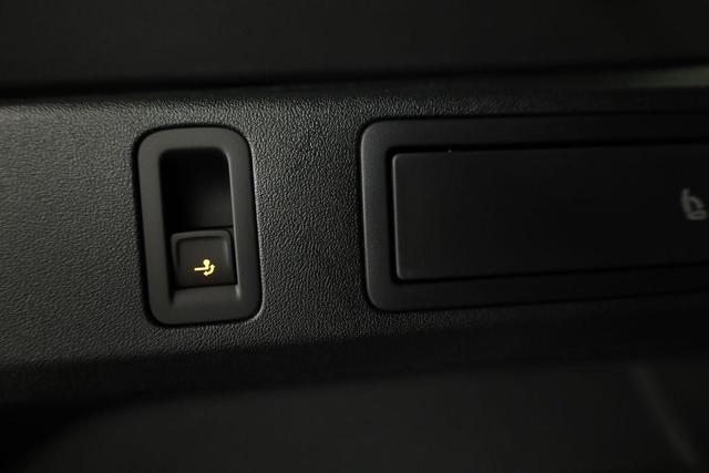 Volkswagen Tiguan 2.0 TDI 142 kW 4Motion R-Line DSG 4M Black, 20-Zoll, Pano, Leder, IQ.Light, AHK, Navi, Side, AreaView, Winter 