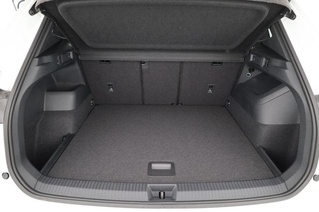 Volkswagen Tiguan 2.0 TDI 142 kW 4Motion R-Line DSG 4M Black, 20-Zoll, Pano, Leder, IQ.Light, AHK, Navi, Side, AreaView, Winter 