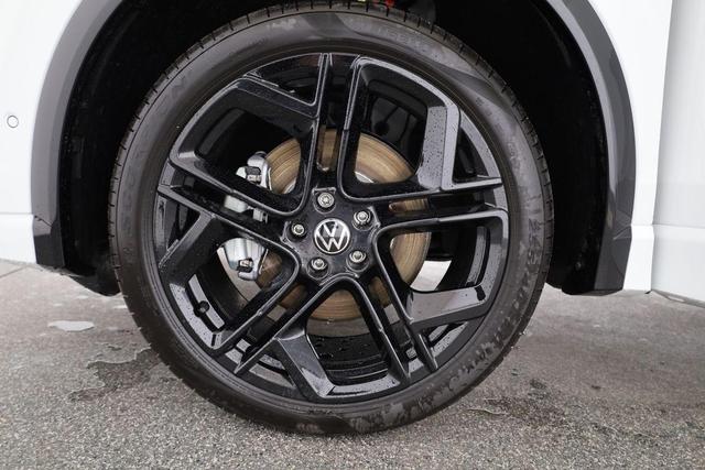 Volkswagen Tiguan 2.0 TDI 142 kW 4Motion R-Line DSG 4M Black, 20-Zoll, Pano, Leder, IQ.Light, AHK, Navi, Side, AreaView, Winter 