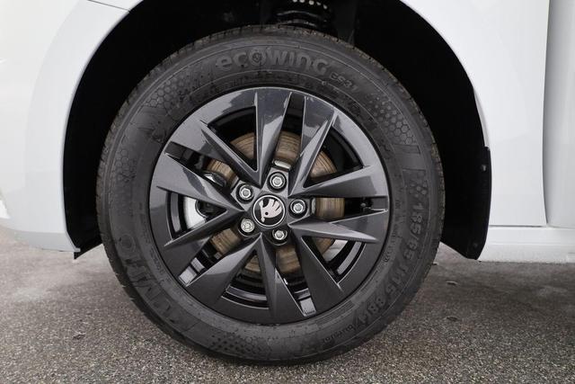 Skoda Fabia Selection 1.0 TSI Selection, LED, Winter, App-Connect, Ladeboden, sofort 