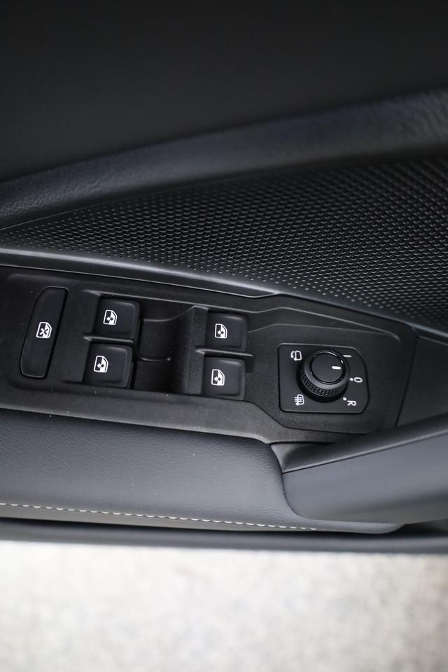 Volkswagen Tiguan 1.5 eTSI 110 kW Life DSG Life, easyOpen, Kamera, LED-Plus, Winterpaket 