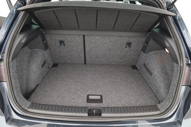 Seat Arona FR 1.5 TSI DSG FR, AHK, Navi, Winterpaket, Kamera 
