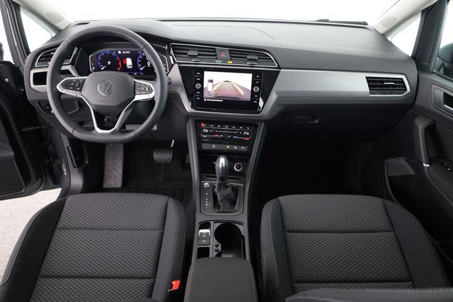 Volkswagen Touran Comfortline BMT/Start-Stopp 1.5 TSI DSG Comfortline, 7-Sitzer, AHK, Navi, FS-heizbar, Kamera, Side, Winter, 4 J.-Garantie 