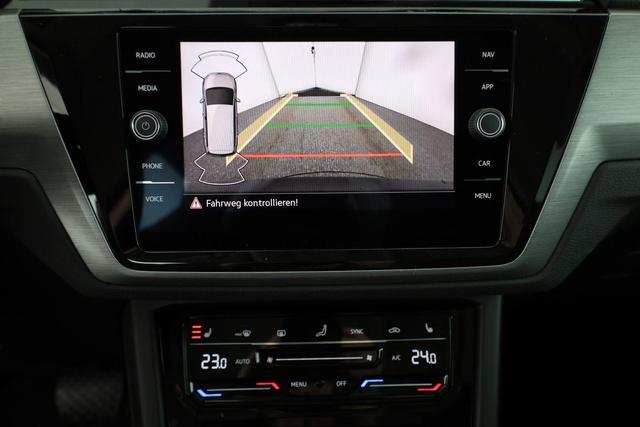 Volkswagen Touran Comfortline BMT/Start-Stopp 1.5 TSI DSG Comfortline, 7-Sitzer, AHK, Navi, FS-heizbar, Kamera, Side, Winter, 4 J.-Garantie 