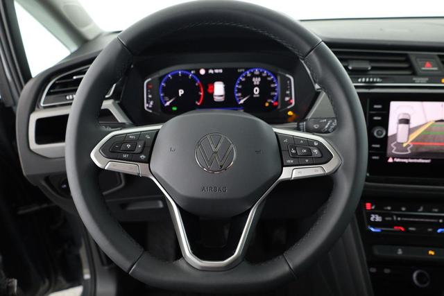 Volkswagen Touran Comfortline BMT/Start-Stopp 1.5 TSI DSG Comfortline, 7-Sitzer, AHK, Navi, FS-heizbar, Kamera, Side, Winter, 4 J.-Garantie 