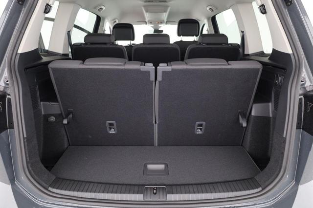 Volkswagen Touran Comfortline BMT/Start-Stopp 1.5 TSI DSG Comfortline, 7-Sitzer, AHK, Navi, FS-heizbar, Kamera, Side, Winter, 4 J.-Garantie 